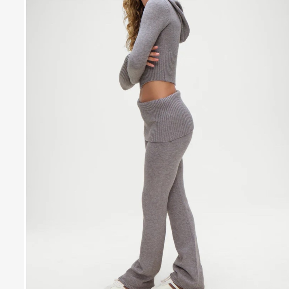 Frankie’s bikini knit set